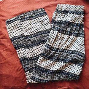 AMERICAN EAGLE OUTFITTERS pants